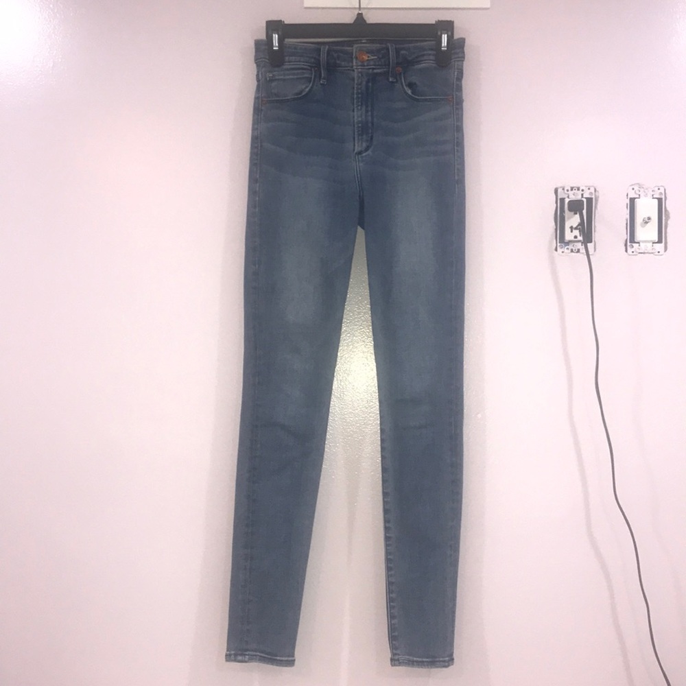 Abercrombie & Fitch High Waisted Skinny Jeans